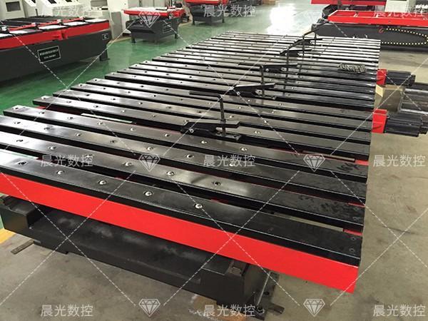 如何讓數(shù)控送料機(jī)防凍？